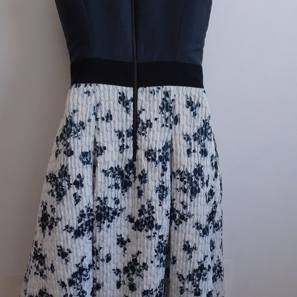 Sashin & Babi Noir NWT $1,25.00 Black Navy and White Fit and Flare DRESS SZ S - Picture 14 of 15